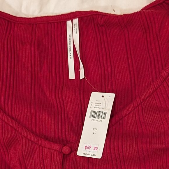Red scoop neck cropped cardigan sweater from Anthropologie - NWT - Size L - Picture 3 of 8